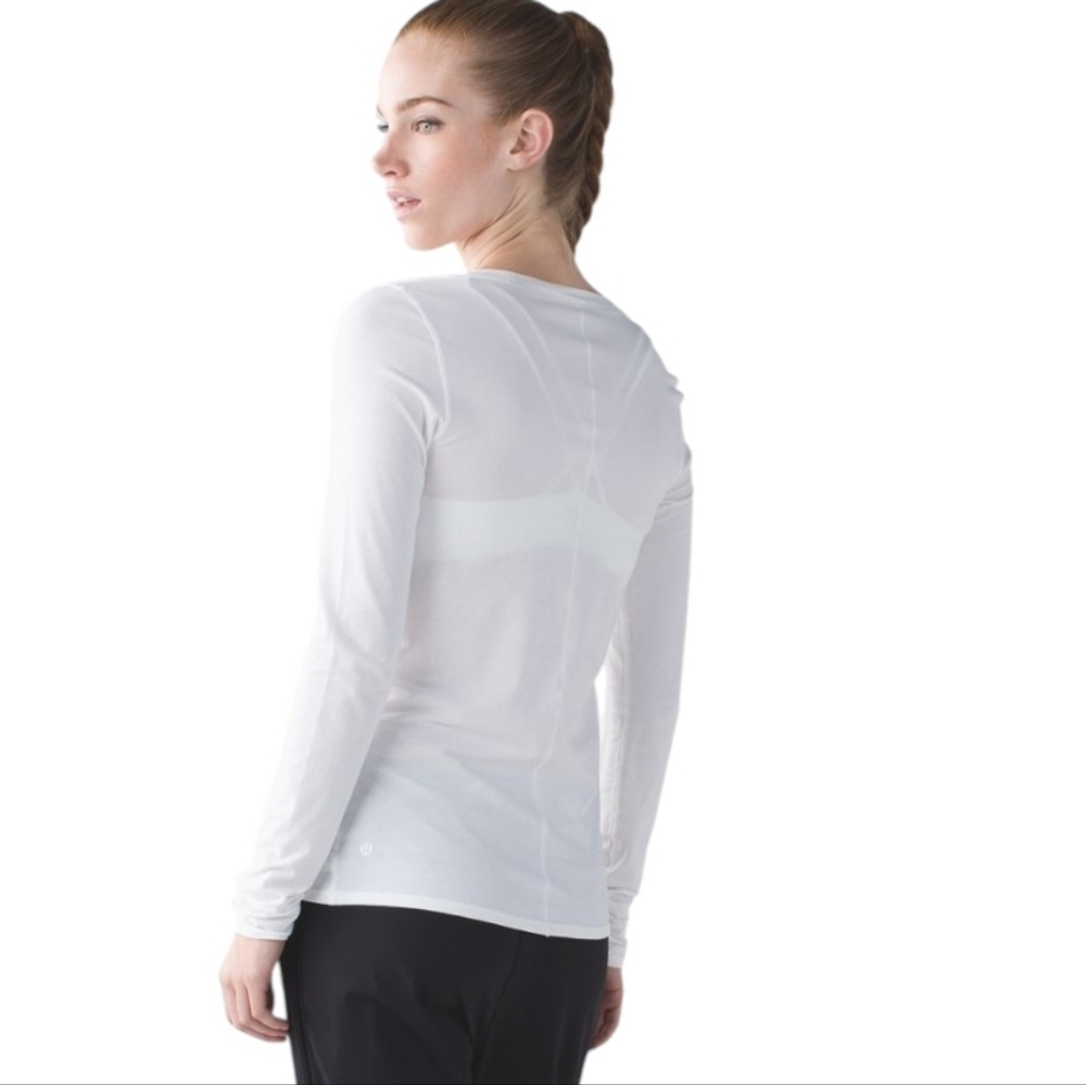 Lululemon Anahatasana Long Sleeve Women 8 White Yoga Top